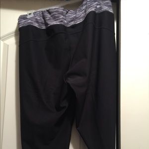 Women’s leggings athletic